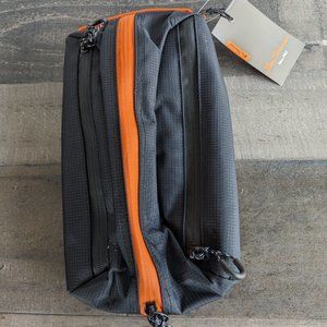 Ben Sherman Business Accessories Canning Town Collection Sm Black Toiletry Bag